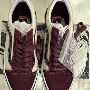 Vans (Off the Wall) Pop Cush Burgundy/Cream Suede Sneakers - Size: 5